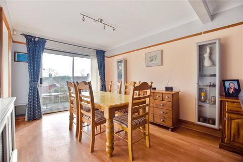 41 Hall Place Crescent, Bexley, DA5 1PP
