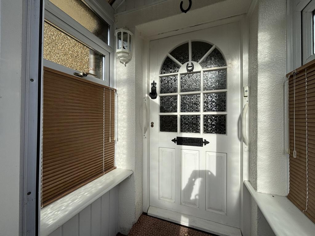 Green Terrace, Hubberston, Milford Haven, Pembrokeshire, SA73 2 bed terraced house for sale £