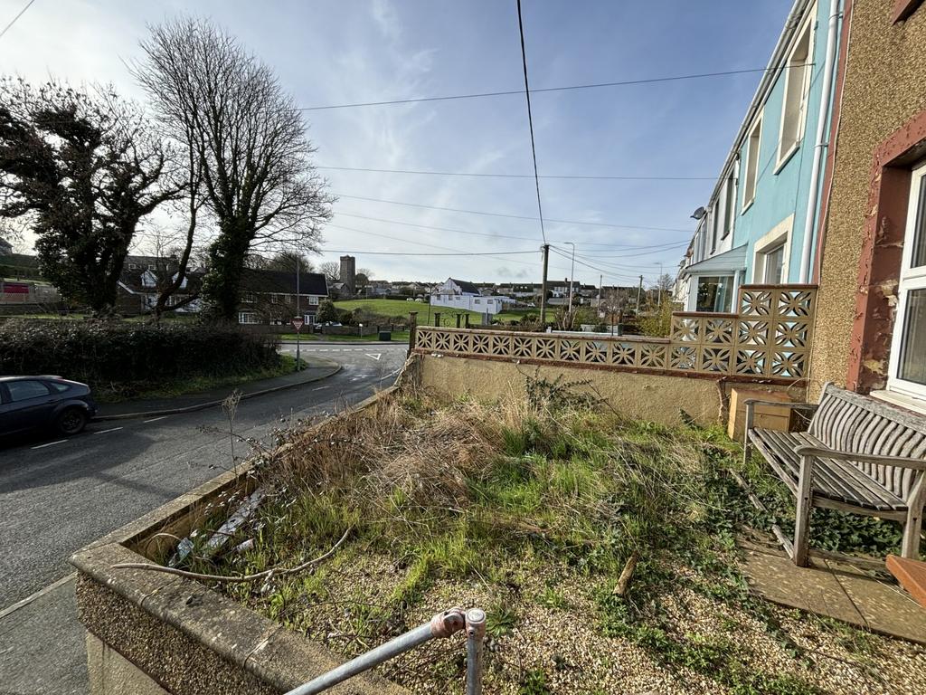 Green Terrace, Hubberston, Milford Haven, Pembrokeshire, SA73 2 bed terraced house for sale £