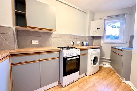 undefined, Crossveggate, Milngavie, Glasgow, G62