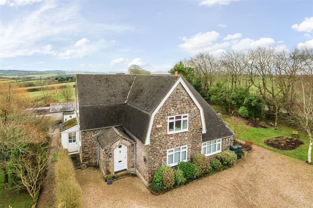 Cornwall/Devon Border 4 bed detached house for sale £675,000