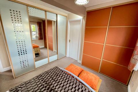 55 Lorimer Close, Luton, LU2 7RL