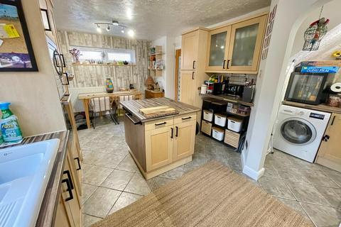 55 Lorimer Close, Luton, LU2 7RL