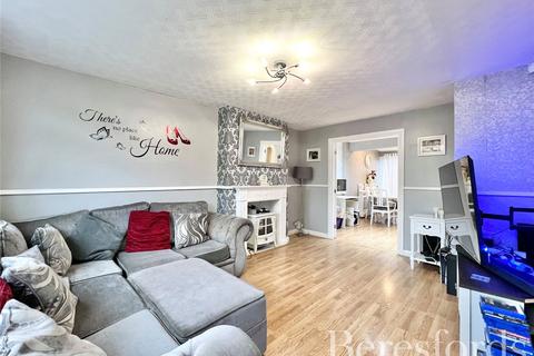 3 bedroom terraced house for sale, Wiltshire Avenue, Hornchurch, RM11