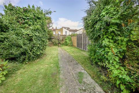 58 Blagdon Road, New Malden, KT3 4AE