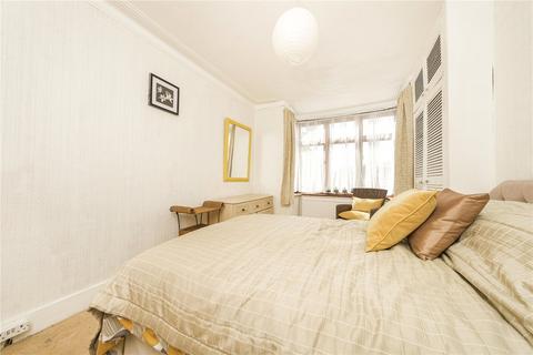 58 Blagdon Road, New Malden, KT3 4AE