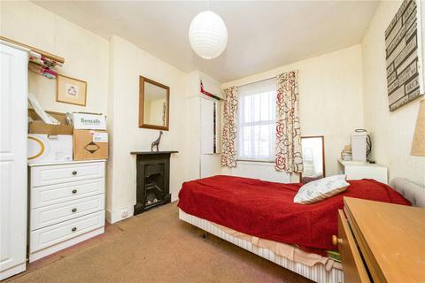 58 Blagdon Road, New Malden, KT3 4AE