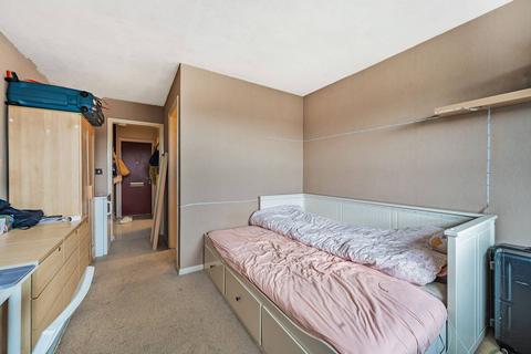 Studio for sale, Friary House, Guildford, GU1