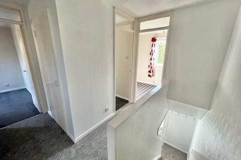 10 Brackenfield, Telford, TF3 1SL