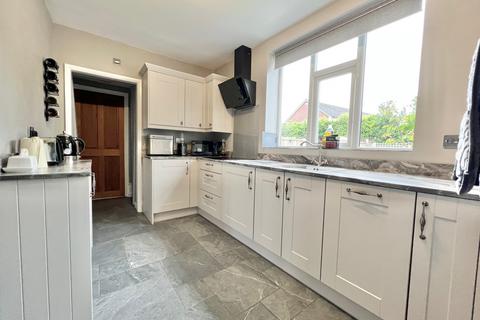 3 bedroom detached house for sale, 86, Church Road, Telford TF2