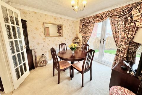 4 bedroom detached house for sale, Ivy House Paddocks, Telford TF1