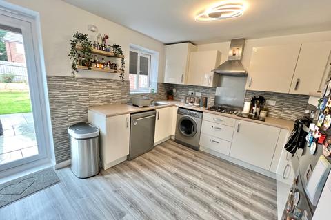 33 Locklin Square, Doseley, Telford, TF4 3FP