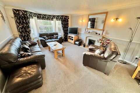 5 Simpsons Walk, Horsehay, Telford, TF4 2PA