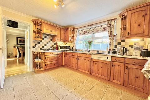 5 Simpsons Walk, Horsehay, Telford, TF4 2PA