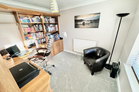 5 Simpsons Walk, Horsehay, Telford, TF4 2PA