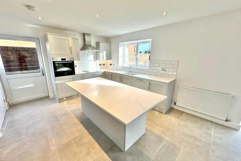 4 bedroom detached house for sale, Wellington Road, Telford TF2