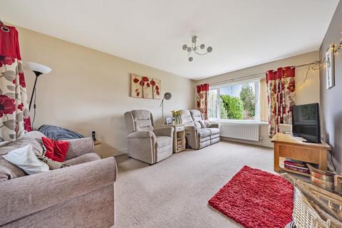 Dundry Pentrosfa Crescent, Llandrindod Wells, LD1 5NW