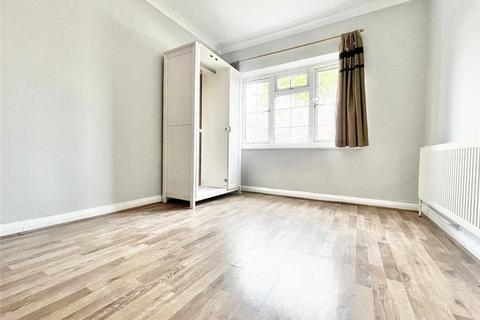 3 bedroom end of terrace house to rent, Regency Mews, Isleworth, TW7