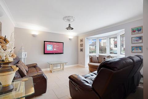 4 bedroom detached house for sale, Woodlands Road, Gillingham, ME7