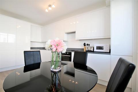 2 bedroom apartment to rent - Gloucester Terrace, Paddington, London, W2