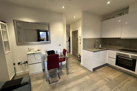 1 bedroom flat for sale - 5 Bath Road, Berkshire, Slough, Berkshire, SL1 3FX