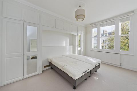 3 bedroom maisonette for sale, Stratford Road, London, W8
