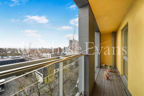 3 bedroom apartment for sale, Chi Building, The Hawksmoors, Wapping E1