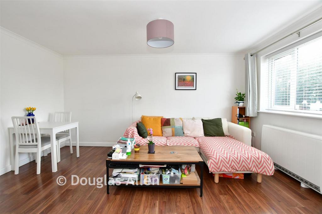 Lounge/Kitchen/ Dining Room A