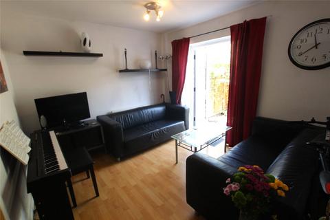 1 bedroom in a house share to rent - 18 Fishermans Drive, London, SE16
