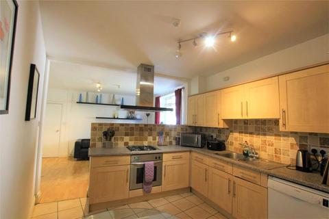 1 bedroom in a house share to rent, Grove Street, London, SE8