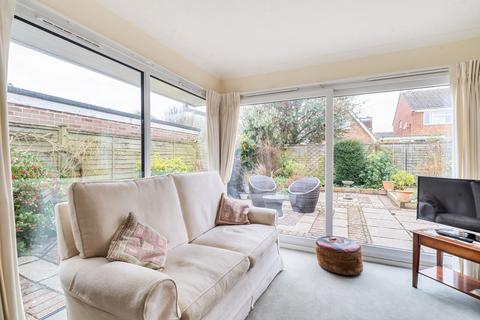 5 Balmoral Close, Chichester, PO19 7XQ