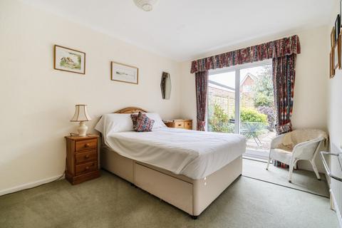 5 Balmoral Close, Chichester, PO19 7XQ