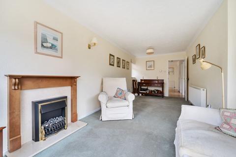 5 Balmoral Close, Chichester, PO19 7XQ