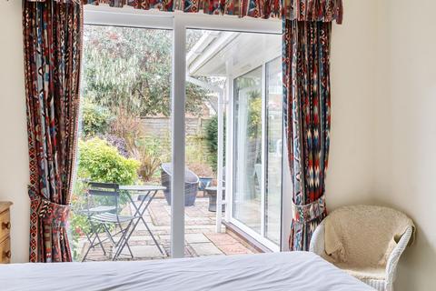 5 Balmoral Close, Chichester, PO19 7XQ