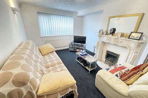 2 bedroom terraced house for sale, Melbourne Gardens, Brockley Whinns, South Shields, Tyne and Wear, NE34 9DJ
