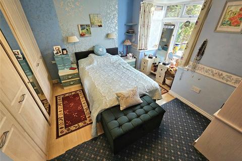 28 Greengates Crescent, Little Neston, Neston, CH64 0XH