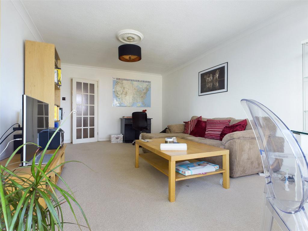 Lounge-Flat-To-Rent