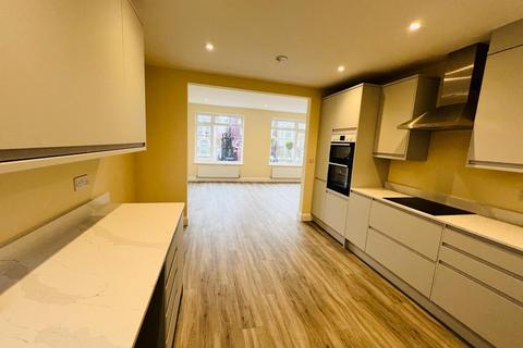 3 bedroom flat to rent - Lampton Road, Hounslow, TW3 1JH