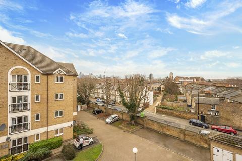 Studio for sale, Glastonbury Court, Farrow Lane, London