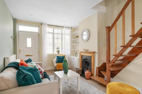 5 Hyde Road, Richmond, TW10 6DU