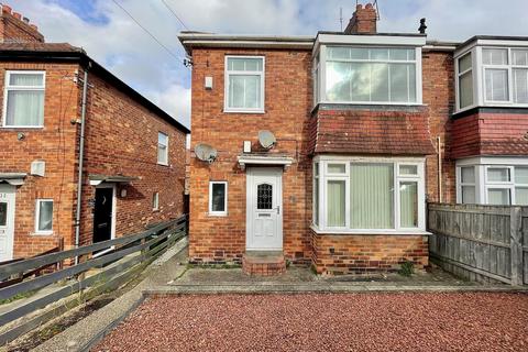 2 bedroom flat for sale, Bavington Drive, Fenham, Newcastle upon Tyne, NE5