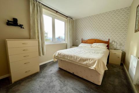 3 bedroom flat for sale - Benwell Grange, Benwell Close, Benwell, Newcastle upon Tyne, NE15