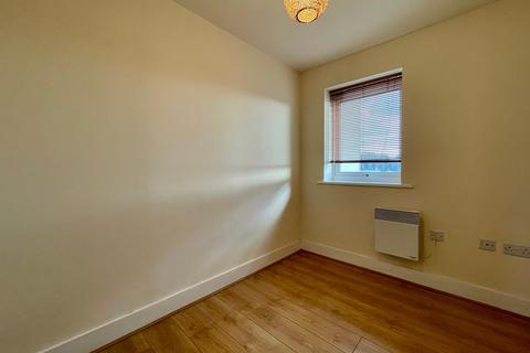 2 bedroom flat for sale, The Grainger, Gateshead, NE8