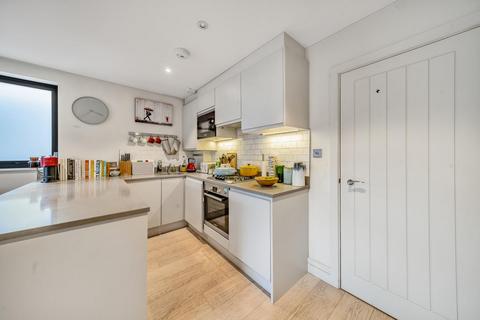 1 bedroom flat for sale, Battersea Rise, Battersea