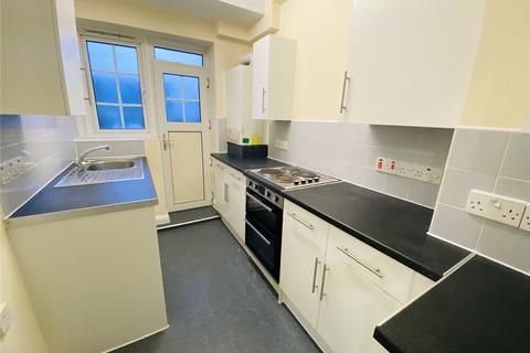 8 Wingrove Road, London, SE6 1QE