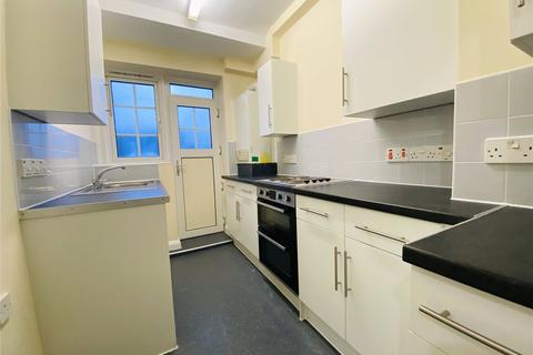 8 Wingrove Road, London, SE6 1QE