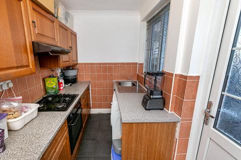 7 Bideford Road, Bromley, BR1 5HD