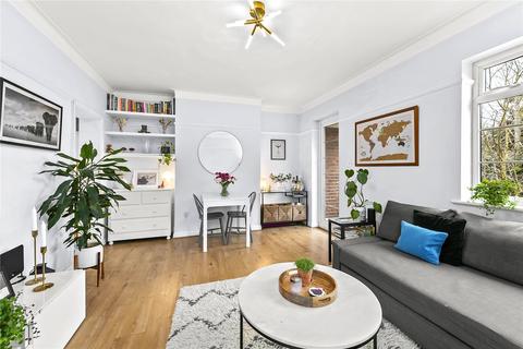 1 bedroom apartment for sale, Sheen Court, Richmond, TW10
