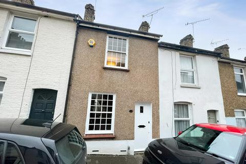 13 Constitution Hill, Gravesend, DA12 1JT