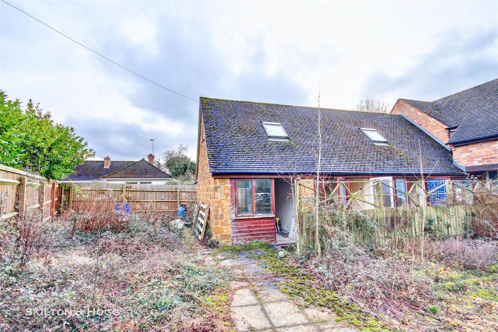 Holly Bush Lane, Priors Marston CV47 2 bed semidetached house for sale